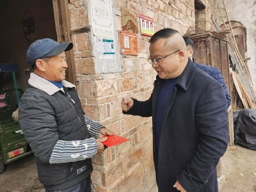 江西上高: 心系困难群众  多措并举应对寒潮